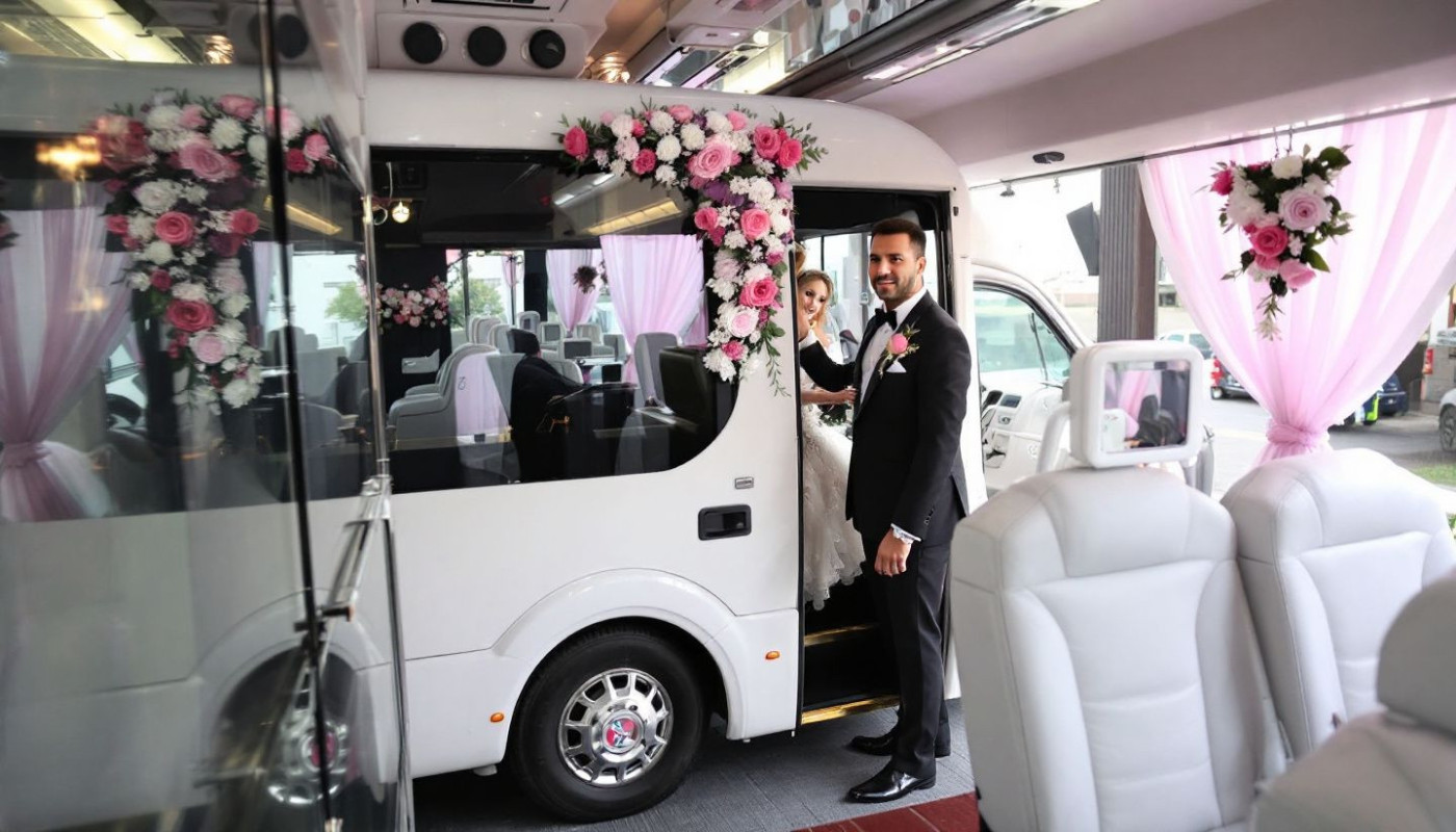 Location de bus avec chauffeur pour mariages : Transport en grand style